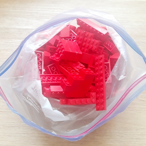 Assorted Lego Bricks - Red 1 Pound 10 oz - Picture 5 of 8
